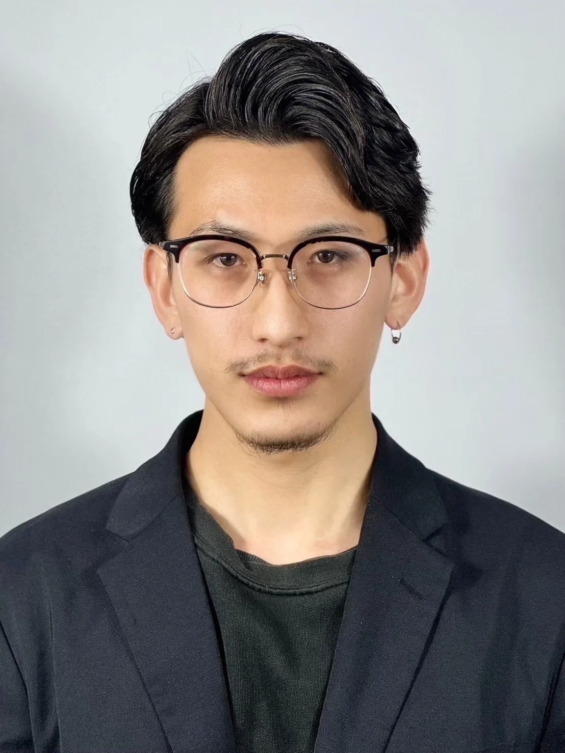 カット+シェービング+肩マッサージ　5,720円（税込）